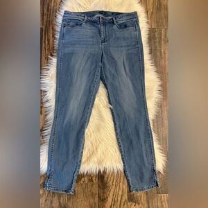 J. Jill Size 10 Authentic‎ Fit Slim Ankle Blue Stretch Jeans Slit Hem Preppy